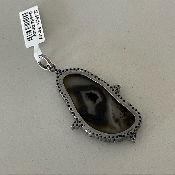 One of a kind Fancy Geode Druzy and diamond pendant - Picture 6 of 10